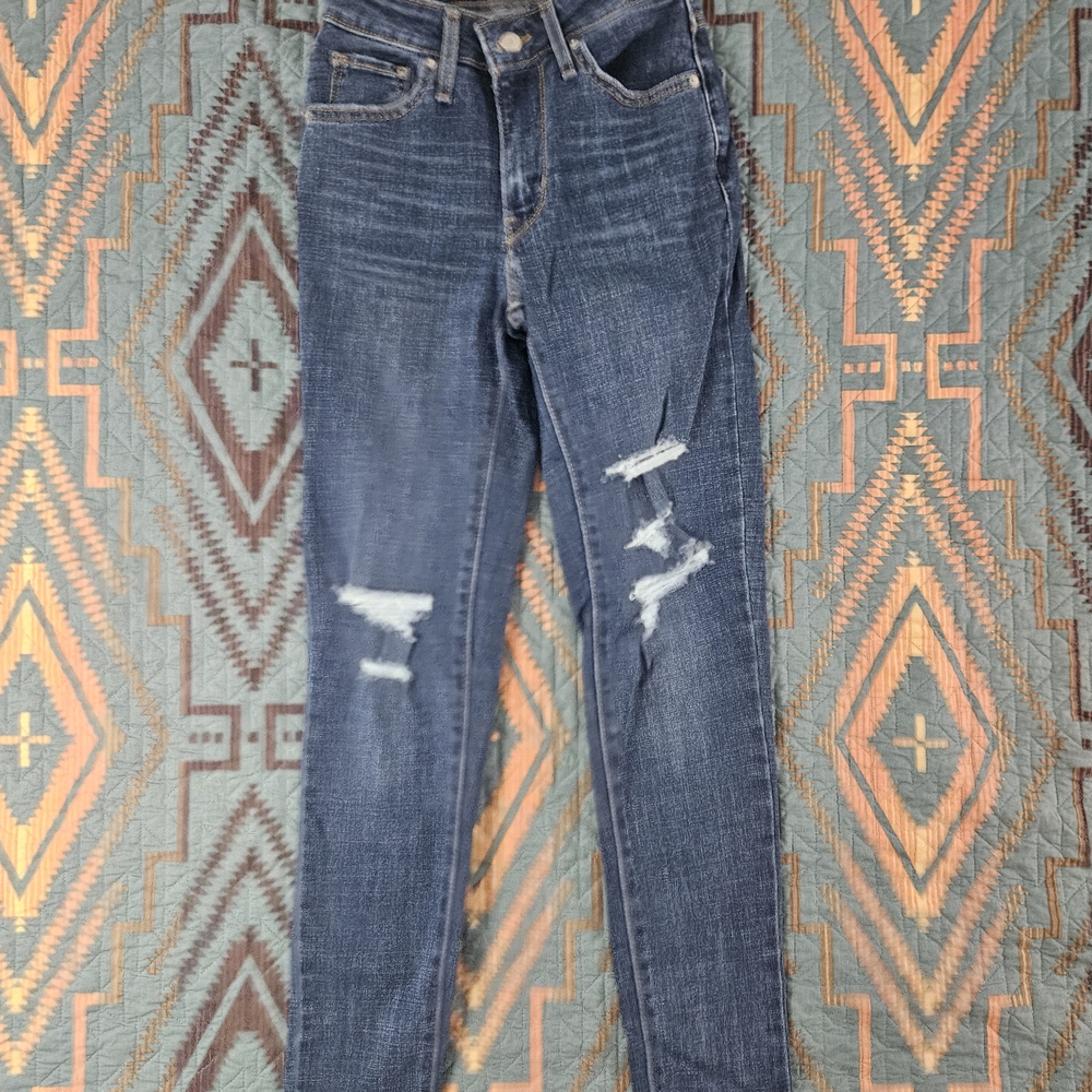 Levi's Dark Blue Distressed Skinny Jeans‎
